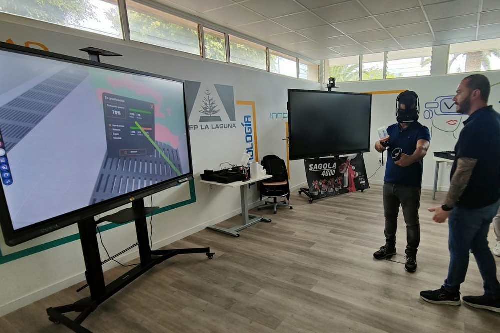 SagolaSPRAY™ virtual spray booths boost vocational training in the Canary Islands