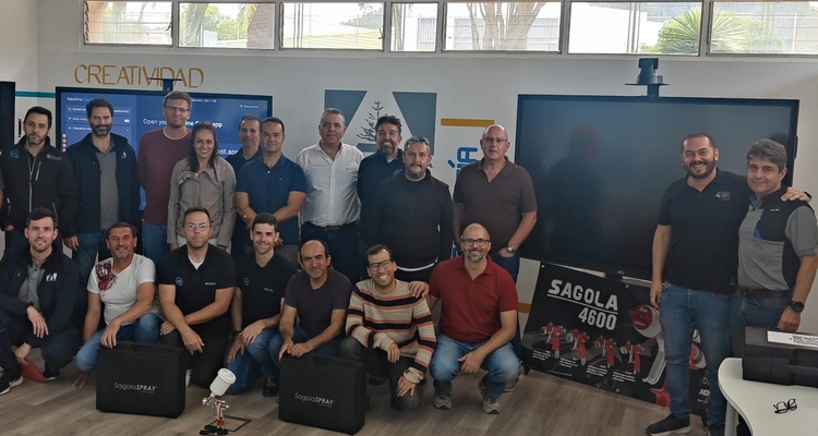 Les cabines de pulvérisation virtuelles SagolaSPRAY™ stimulent la formation professionnelle dans les îles Canaries